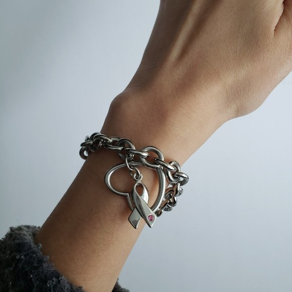 Breast cancer awareness bracelet - CIBC - Picture 3 of 7